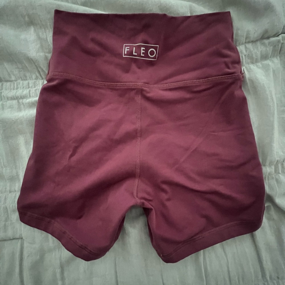 Lightly used true high fleo shorts